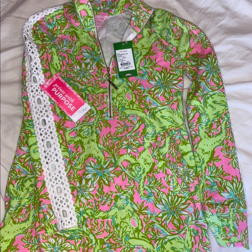 Lilly Pulitzer Sweatshirt xxs, with tags